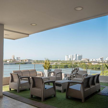 Bahia 79 Apartasuites Cerca Al Centro Cartagena Екстер'єр фото