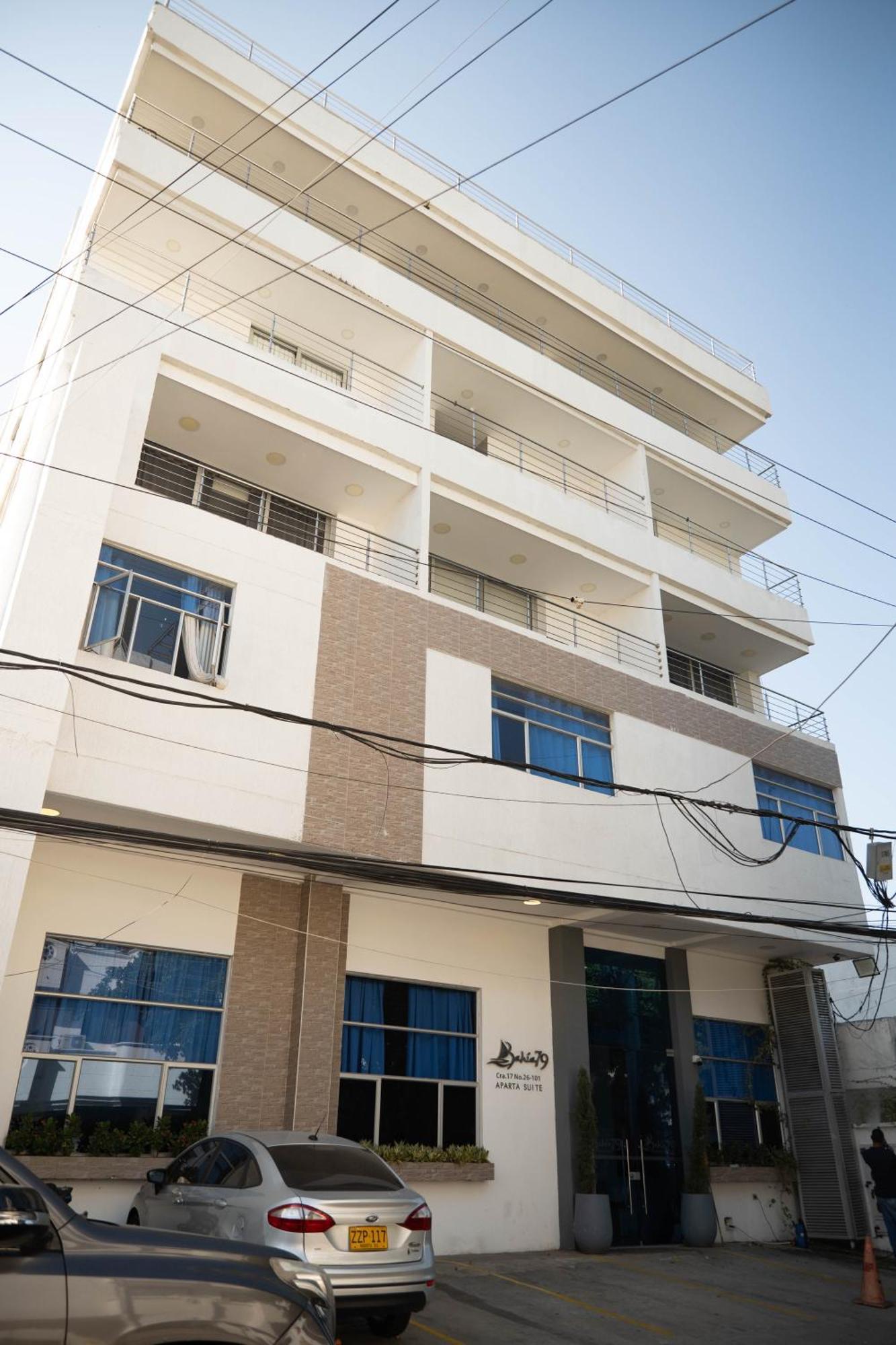 Bahia 79 Apartasuites Cerca Al Centro Cartagena Екстер'єр фото