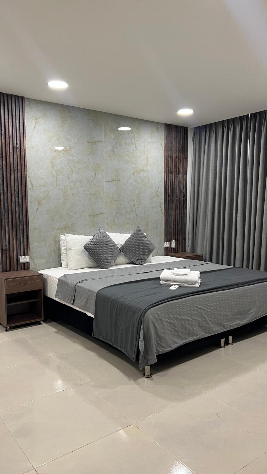 Bahia 79 Apartasuites Cerca Al Centro Cartagena Екстер'єр фото