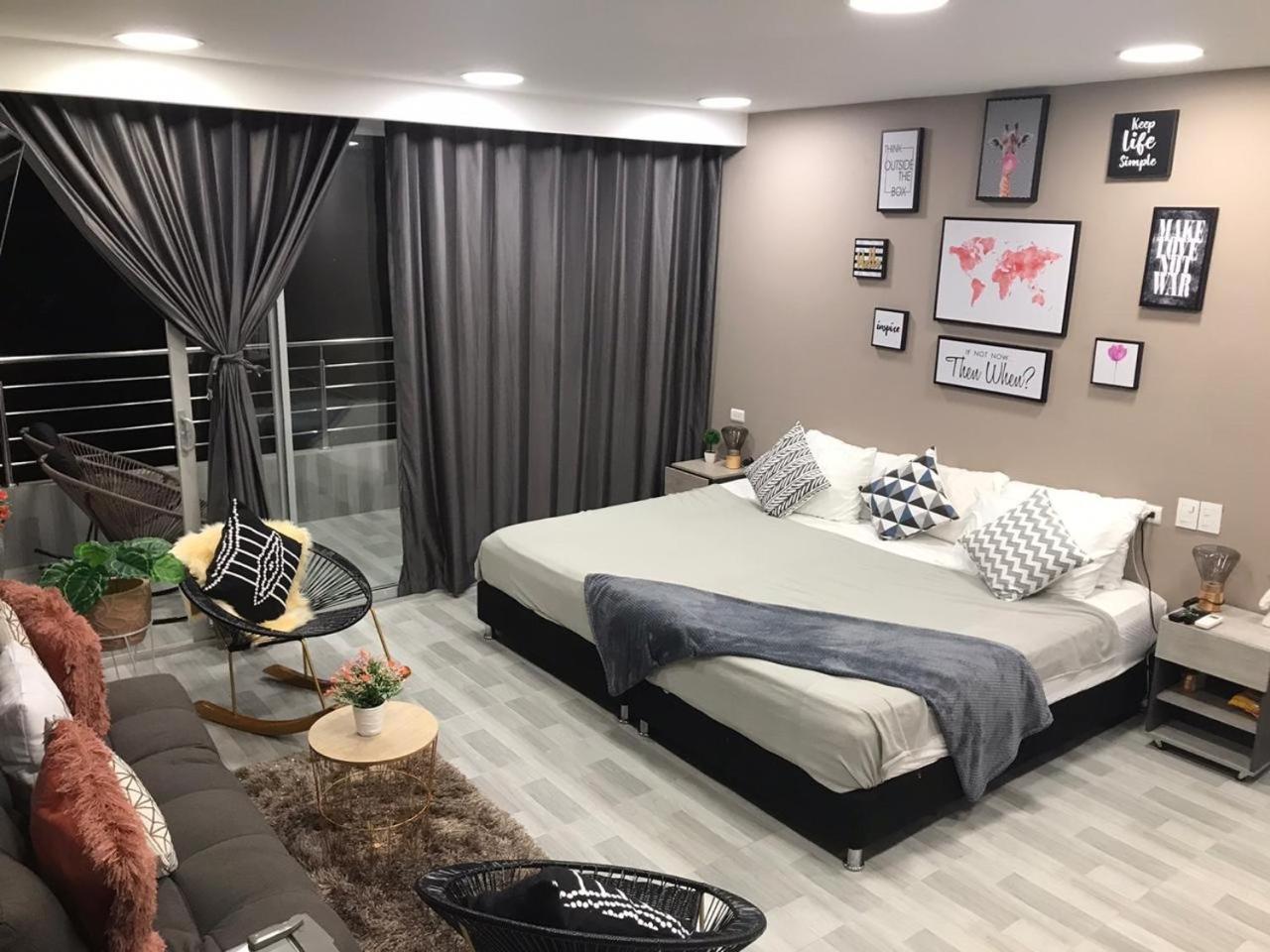 Bahia 79 Apartasuites Cerca Al Centro Cartagena Екстер'єр фото