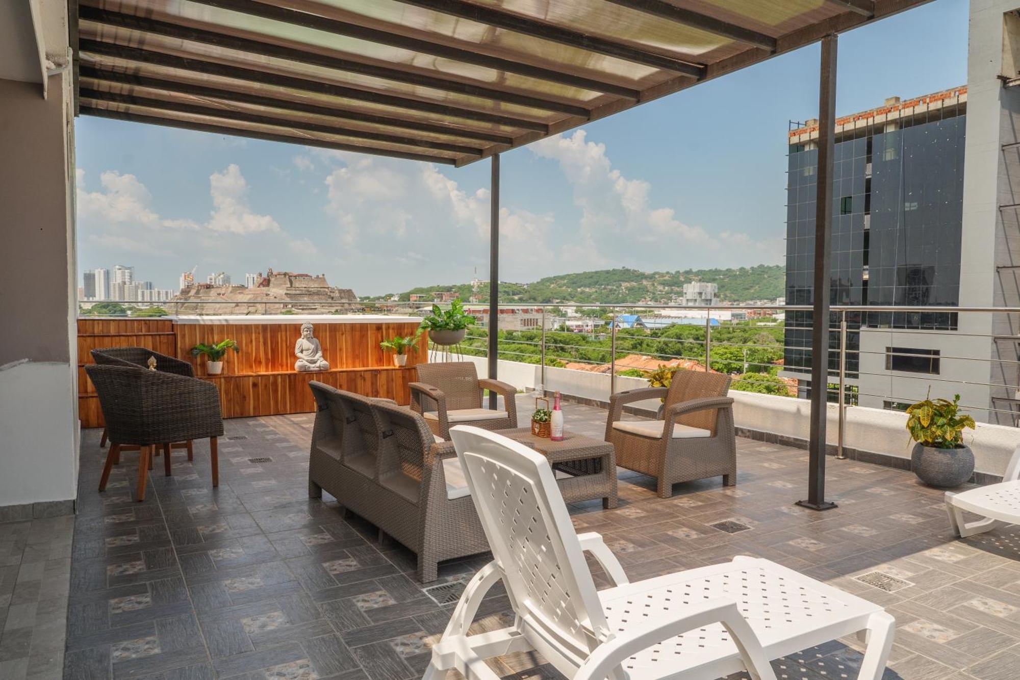 Bahia 79 Apartasuites Cerca Al Centro Cartagena Екстер'єр фото